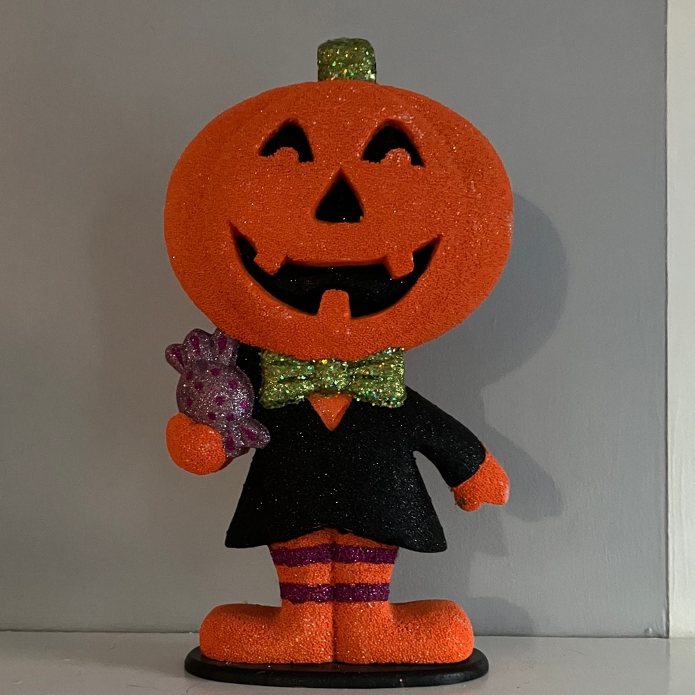 Darice Styrofoam Orange Halloween Pumpkin Jackolantern Decor